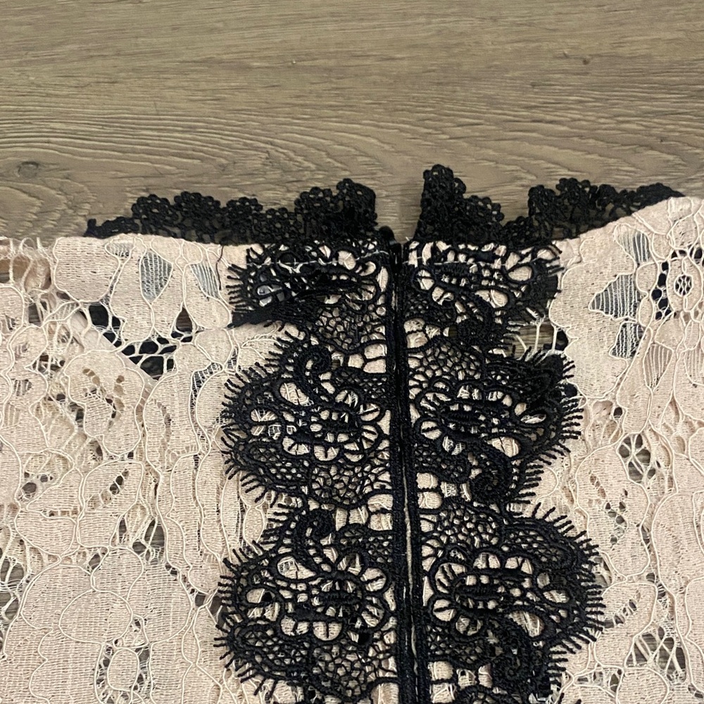 NWT Zara Lace Peplum Blouse in Cream and Black - Picture 10 of 11